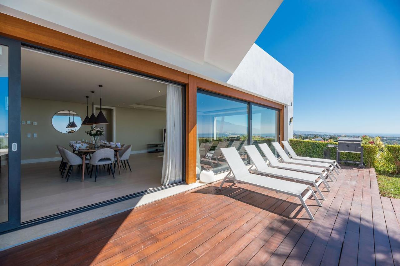 Vacation Marbella I Villa Paraiso The View, Infinity Heated Pool, Sea View, 24-7 Security, Golf Courses Estepona Exterior photo
