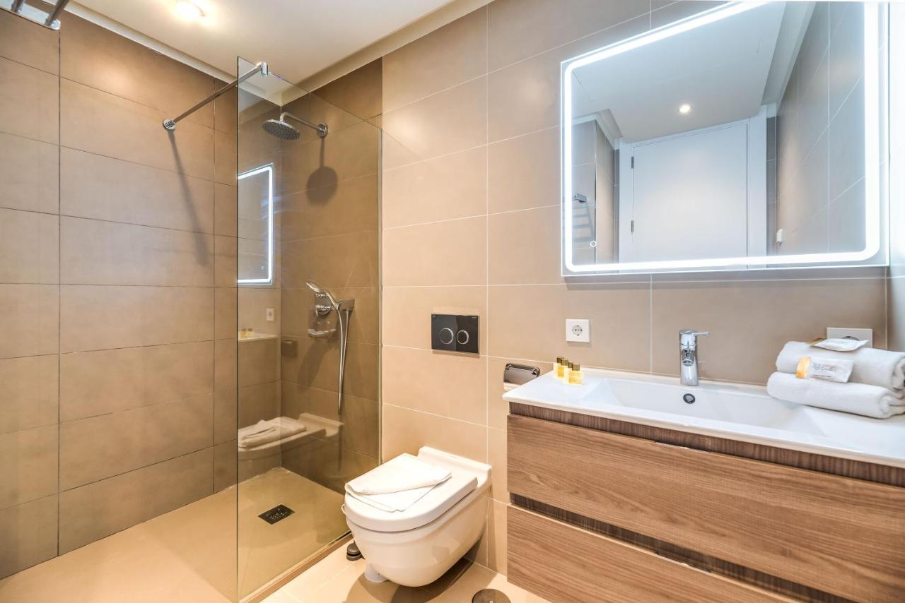 Vacation Marbella I Villa Paraiso The View, Infinity Heated Pool, Sea View, 24-7 Security, Golf Courses Estepona Exterior photo