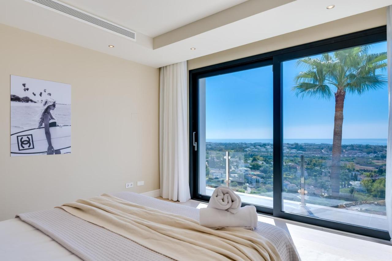 Vacation Marbella I Villa Paraiso The View, Infinity Heated Pool, Sea View, 24-7 Security, Golf Courses Estepona Exterior photo