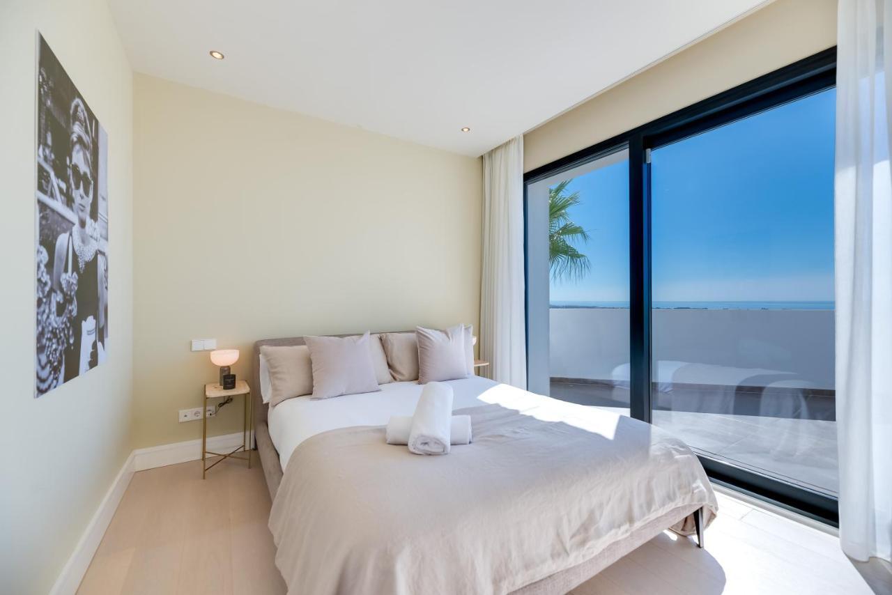 Vacation Marbella I Villa Paraiso The View, Infinity Heated Pool, Sea View, 24-7 Security, Golf Courses Estepona Exterior photo